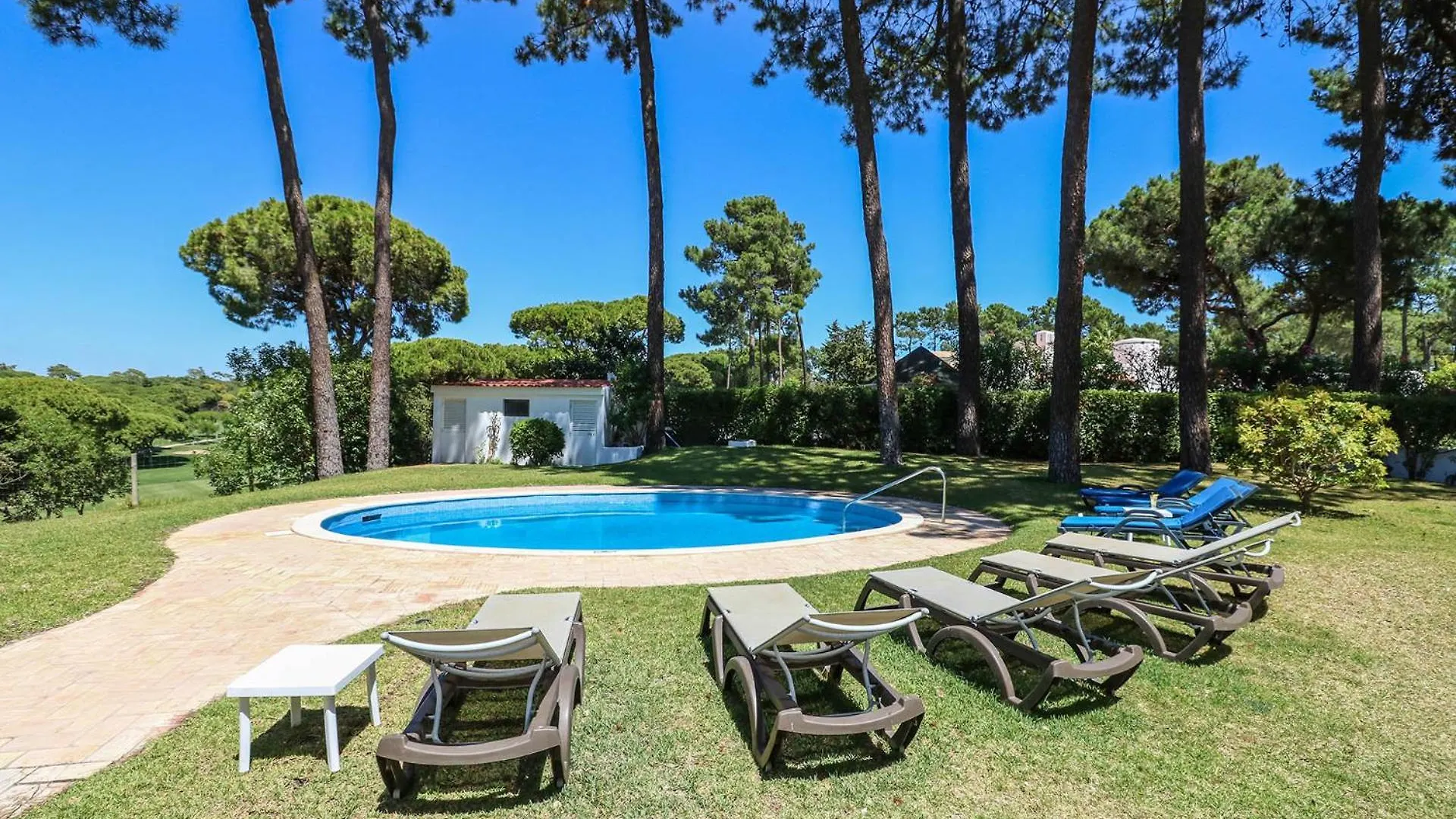 Villa Joselina Βιλαμούρα